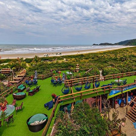 Grajagan Surf Resort Ilha do Mel Exterior photo